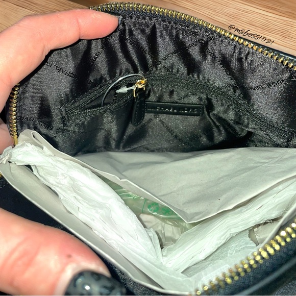 RARE Michael Kors Cindy Large Dome Crossbody + Wallet in Black/SILVER - Picture 9 of 10